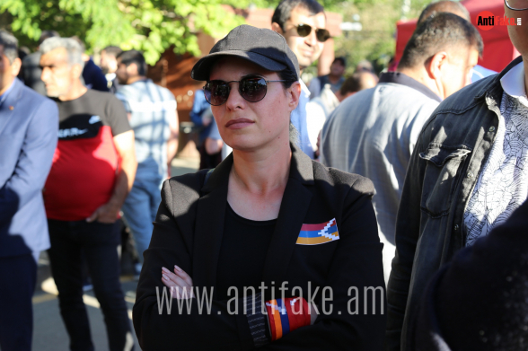 Արեգնազ Մանուկյան.