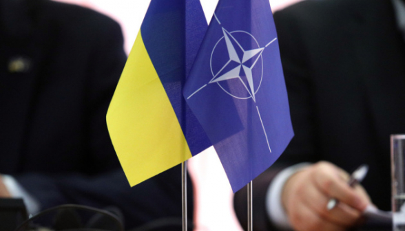 Украина не будет предпринимать шагов по вступлению в НАТО (видео)