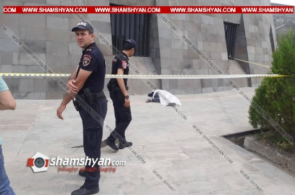 Երևանում 23-ամյա երիտասարդը Հայոց ցեղասպանության թանգարանից իրեն ցած է նետել. նրա հեռախոսում հայտնաբերվել է հաղորդագրություն