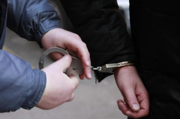 Ստեփանակերտում խնջույքի սեղանի շուրջ կրակոցներ արձակած անձը ձերբակալվել է. ԱՀ դատախազություն