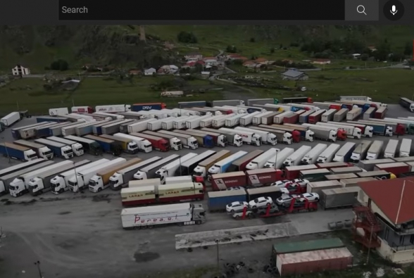 Վերին Լարսում 1000-ից 1500 տոննա ծիրան է փչանում. Լարսը կրկին փակ է (տեսանյութ)