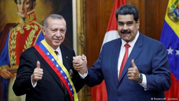 Мадуро анонсировал визит Эрдогана в Венесуэлу
