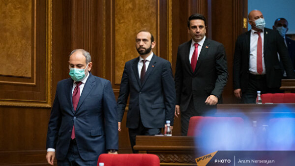 Почему николовцы хотят, чтобы оппозиция вернулась в парламент