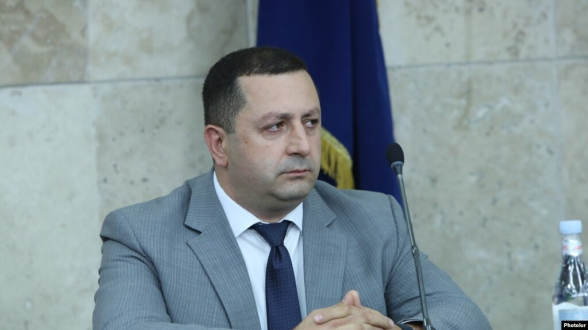 Жалкий ректор