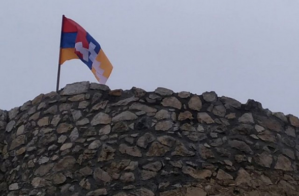 ВС Азербайджана применили огнестрельное оружие разного калибра – Минобороны Арцаха