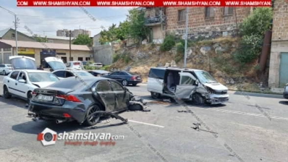 Թբիլիսյան խճուղում բախվել են Lexus-ը, Nissan Tiida-ն, Mercedes-ն ու 2 Opel-ները, 5 վիրավորներից մեկը հղի կին է