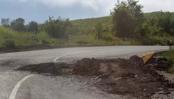 ВС Азербайджана повредили дорогу из Сисиана в село Нораван