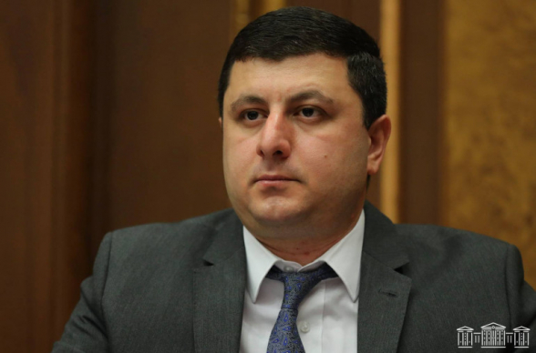 «Փափուկ բարձ»՝ Հայաստանի գլխի տակ