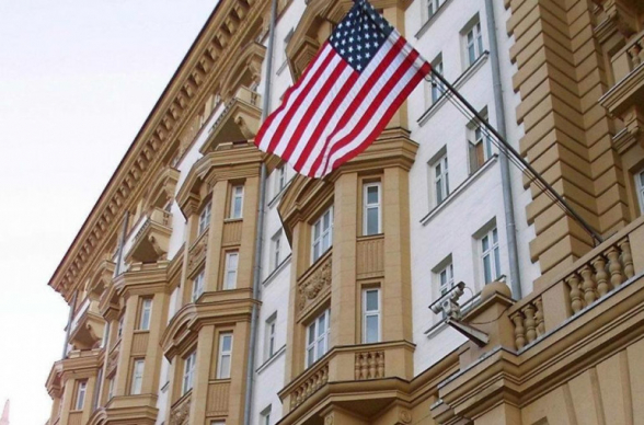 Посольство США призвало американцев немедленно покинуть Россию или не ездить в нее