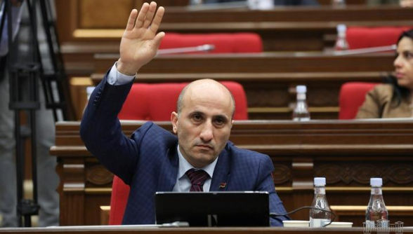 Վահագն Հովակիմյանը ԿԸՀ նախագահի ՔՊ թեկնածուն է, որքանո՞վ է նա համապատասխանում այդ պաշտոնին