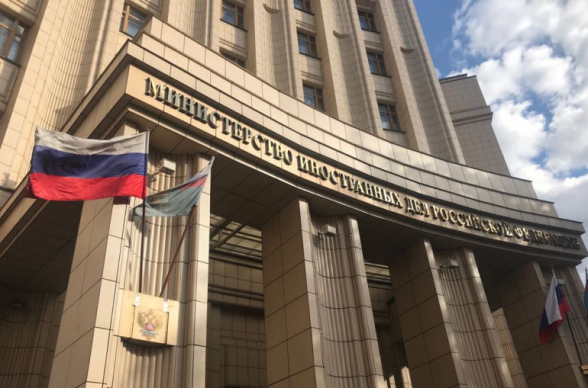 Փարիզի փորձերը՝ սեպ խրելու Երևանի և Բաքվի հետ Մոսկվայի հարաբերություններում, դատապարտված են ձախողման. ՌԴ ԱԳՆ