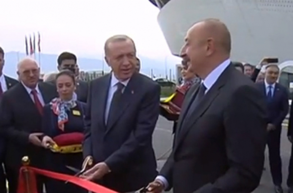 Алиев и Эрдоган приняли участие в церемонии открытия аэропорта в оккупированном Зангилане (Ковсакане) (видео)