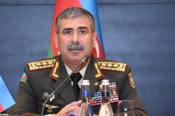 Ադրբեջանի պաշտպանության նախարարը մեկնել է Թուրքիա