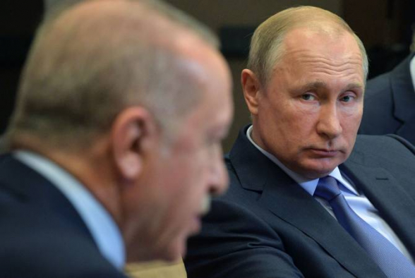 Путин и Эрдоган обсудили итоги прошедшей в Сочи трёхсторонней встречи