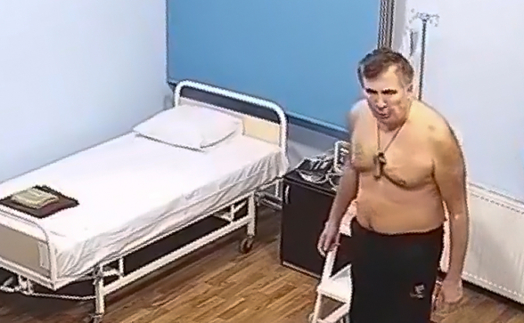 У Саакашвили, предположительно, выявили туберкулез и деменцию