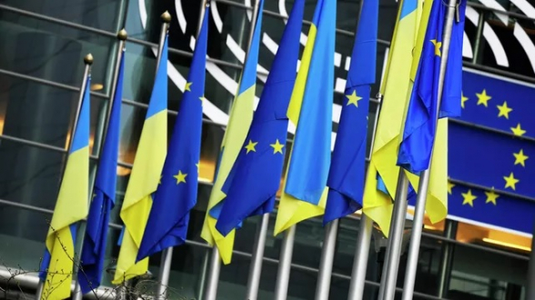ЕС увяжет выделение Киеву 18 миллиардов евро с рядом условий – «Bloomberg»