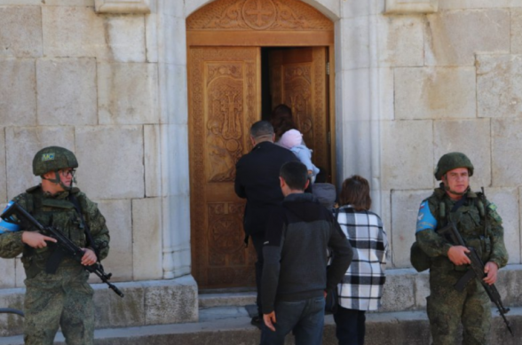 При содействии российских миротворцев паломники посетили древний монастырский комплекс Амарас