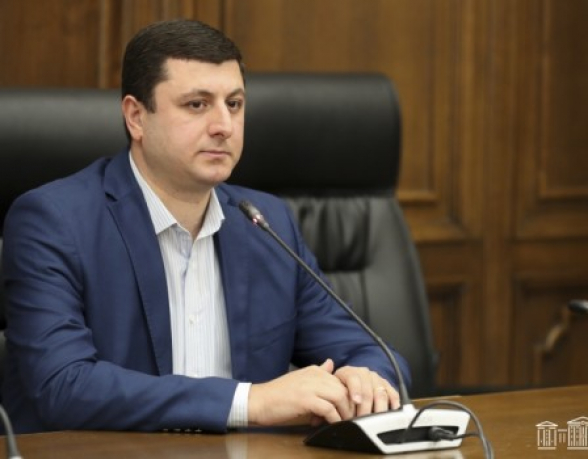 Даже в Азербайджане удивлены тому, что Никол настолько предан азербайджанской пропаганде и мечте