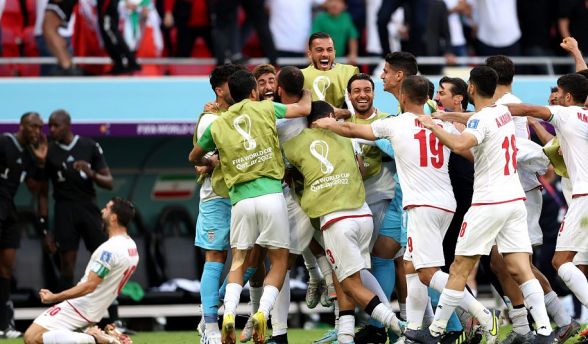 Сборная Ирана в добавленное время вырвала победу у Уэльса