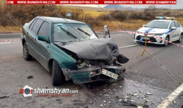 Գեղարքունիքի մարզում բախվել են BMW-ն ու Volkswagen-ը. BMW-ն հայտնվել է դաշտում․ կան վիրավորներ