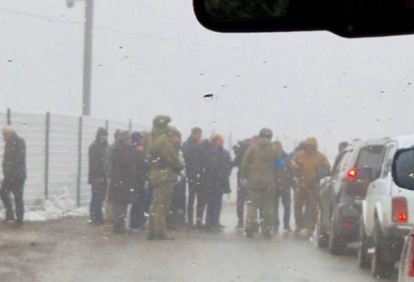 В обмен на что турки согласились открыть дорогу?