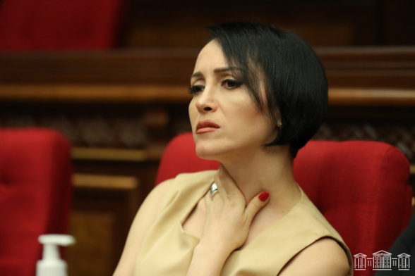 Լուլուի սիրտը Փարի՞զ է ուզում․ «Իրավունք»