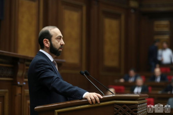 ԱԳՆ-ն 5 մլն դրամի նոր գույք է ձեռք բերել աթոռների և բազկաթոռների համար․ «Ժողովուրդ»