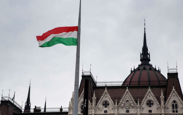Венгрия выступила против нового пакета санкций ЕС в отношении России