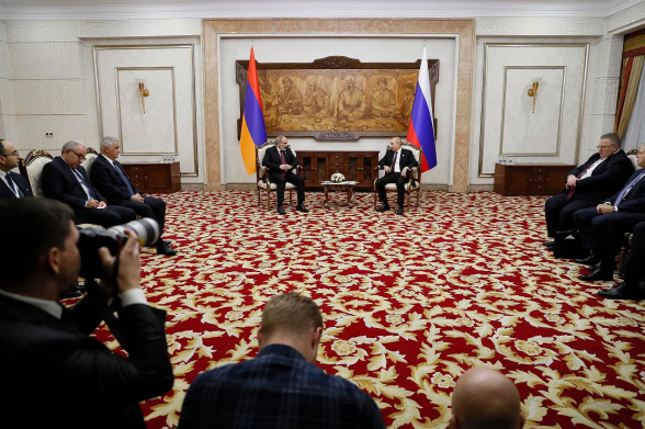 В Бишкеке состоялась встреча Пашиняна и Путина