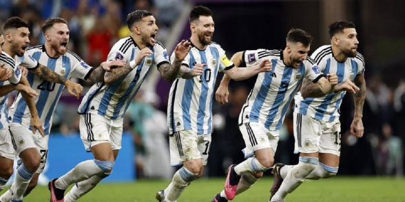 Аргентина обыграла Нидерланды по пенальти и вышла в полуфинал ЧМ (видео)
