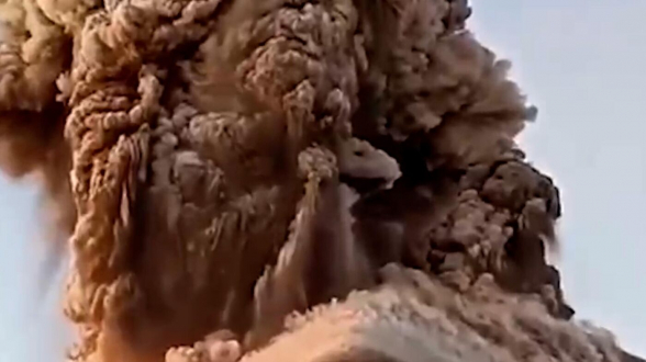 В Гватемале началось извержение вулкана Фуэго