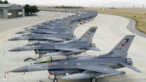 МИД Турции ожидает положительного решения США о продаже истребителей F-16 Анкаре