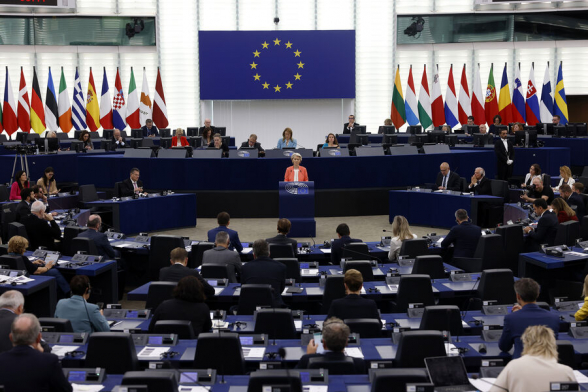 Глава Европарламента после скандала с коррупцией задекларировала подарки