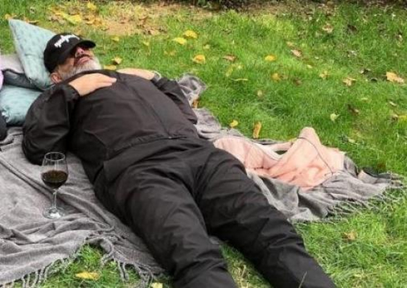 Ներկայացուցչական ծախսերի անվան տակ 2 շիշ վիսկի և 1 շիշ ռոմ է գնել․ «Հրապարակ»