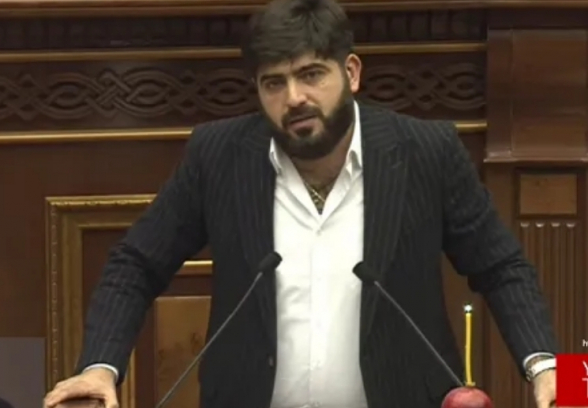 Ованнес Арутюнян: «По какому моральному праву Арсенян говорит, что ГД – ответственная власть?» (видео)