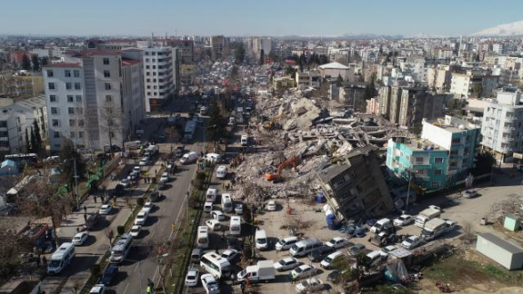 Более 50,5 тыс. зданий подлежат сносу после землетрясения – турецкий министр