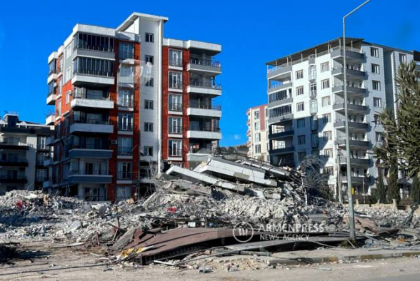 В Турции почти 118 тыс. домов обрушились, повреждены или будут снесены из-за землетрясений
