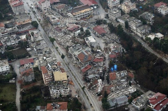 Число погибших при землетрясениях в Турции выросло до 42 310