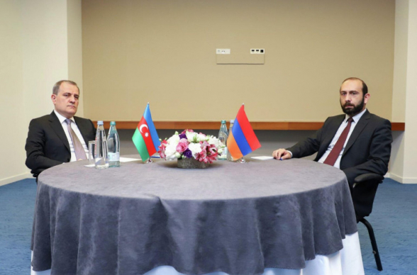 Байрамов заявил о переходе Баку к «онлайн-дипломатии» с Ереваном