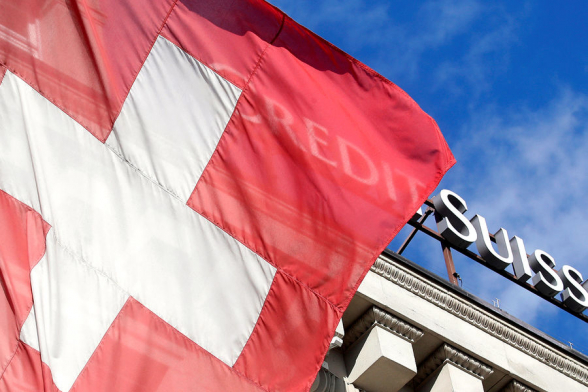 Крупнейший банк Швейцарии UBS ведет переговоры о приобретении «Credit Suisse»