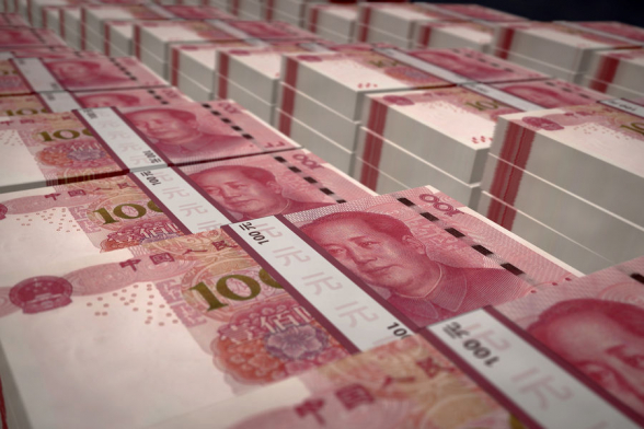 Китайский юань смог заменить доллар на российском рынке – «Bloomberg»