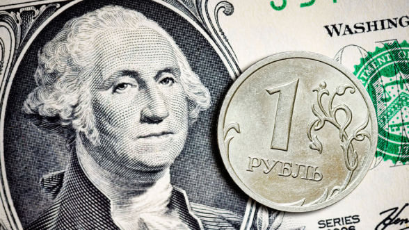В Центробанке России объяснили ослабление рубля