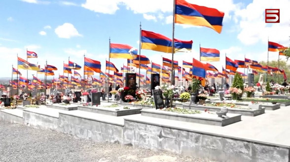 Не продаем кровь наших сыновей: родители погибших солдат подадут в суд на «Civic.am» за клевету (видео)