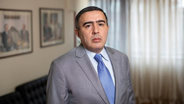 При Кочаряне Ильхам вел себя как тузик, сейчас возомнил себя волкодавом – Офис 2-го президента Армении