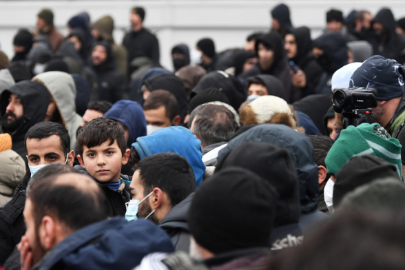 Нелегальные мигранты попадают в Евросоюз через Россию и Белоруссию – «Bild»