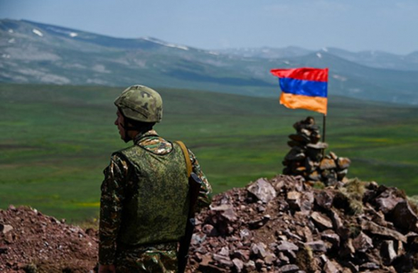 ВС Азербайджана с применением артиллерии нарушили режим прекращения огня в районе Норабака – Минобороны Армении