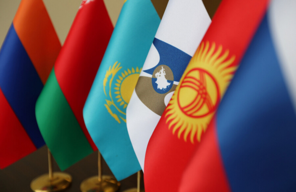 Парламент Казахстана одобрил закон об обмене кредитными историями в ЕАЭС
