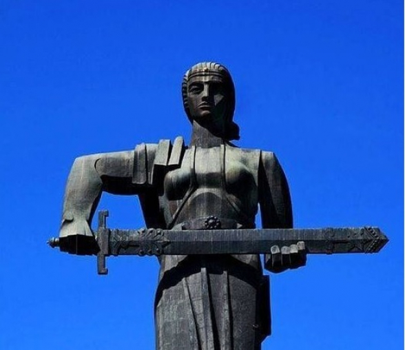 Коротко об итогах дня 25 мая: Мать Армения в опасности