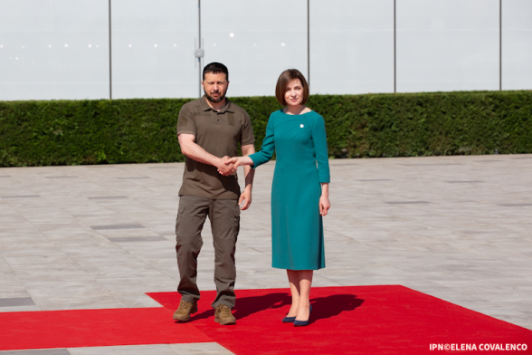 Зеленский прибыл на саммит Европейского политсообщества в Молдавии