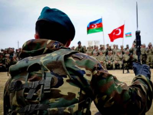Азербайджанские военные принимают участие в учениях в Турции